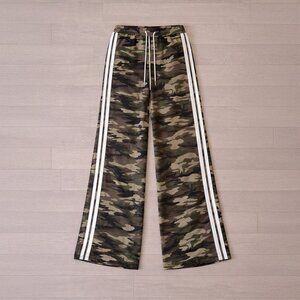 Women’s Camo Wide Leg Track Pants Size L